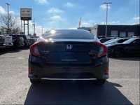 SUNROOF | REMOTE START | BACK UP CAMERA | AUTOMATIC CLIMATE CONTROL. Introducing the stylish and res... (image 3)