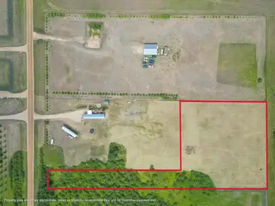 DNE//Brandon/Discover the perfect setting for your future home or investment with this beautiful 2.5...