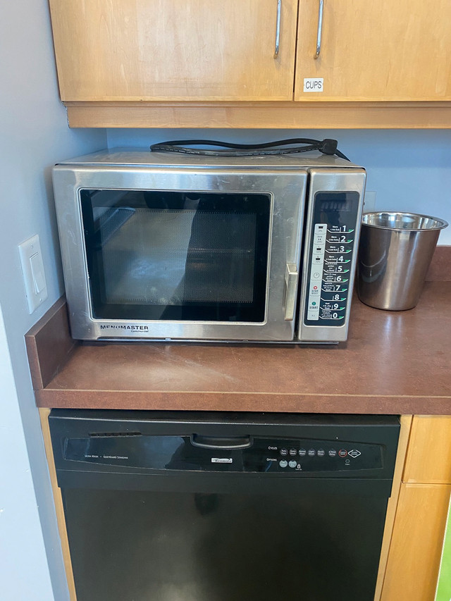 MenuMaster “Like the ones at Subway” microwave. Microwaves & Cookers