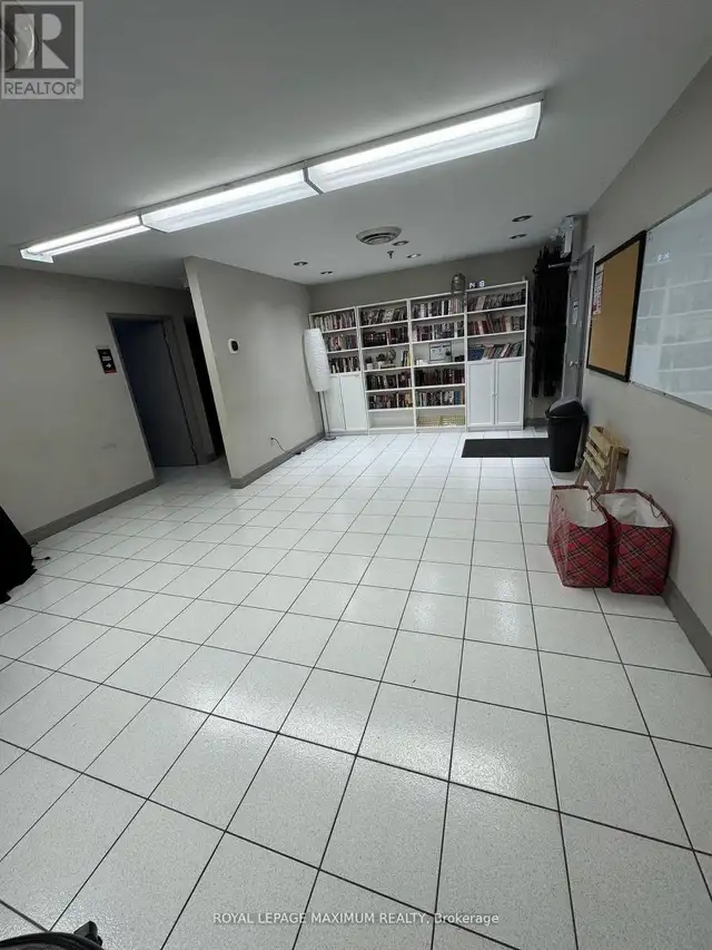 18 - 67 RODINEA ROAD Vaughan, Ontario in Commercial & Office Space for Rent in Markham / York Region - Image 7