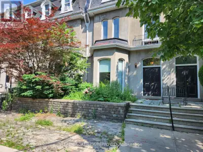 201 - 11 CLARENCE SQUARE Toronto (Waterfront Communities), Ontar