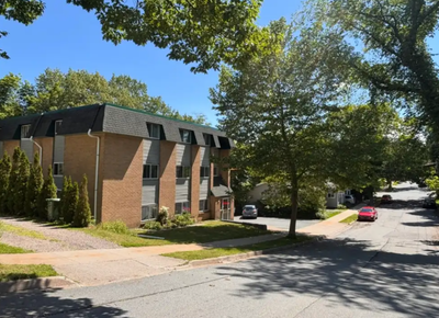 Welcome to 32 Rose Street located in the beautiful quiet flower streets of downtown Dartmouth. This...