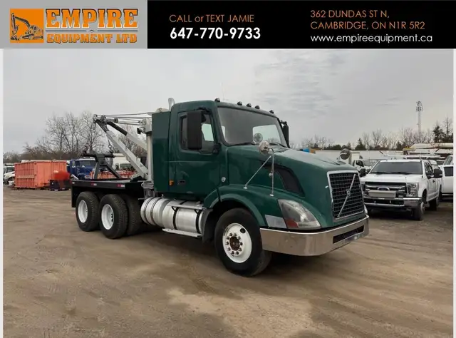 2007 Volvo VNL300 TOW TRUCK in Heavy Trucks in Cambridge - Image 3