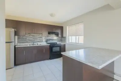 Amenities: Quiet Building • Affordable Parking • Heat & Water Included Suite & Building: One-bedroom...