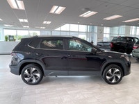 ==== Key Features ==== * 2025 Volkswagen Taos Comfortline AWD * 42,050 km * BC Owned * All-Wheel Dri... (image 4)