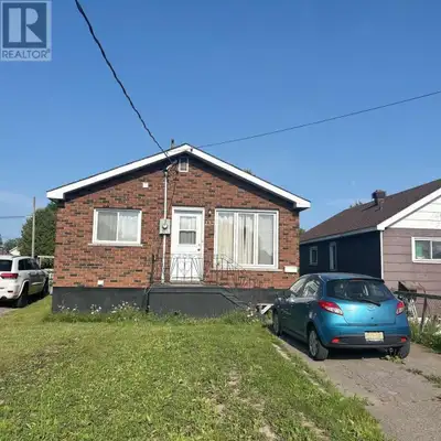 Welcome to this 3-bedroom, 1-bathroom single-family home located in a quiet, residential pocket of S...