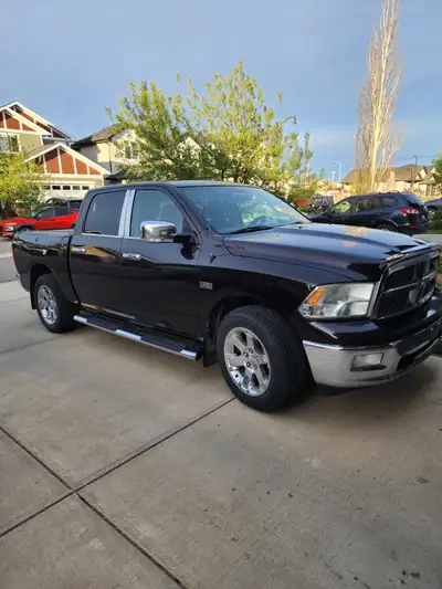 Clean, One owner Quad Cab 5.7 hemi, Running Boards, Sliding Tonneau cover, Synthetic Oil only, Weath...