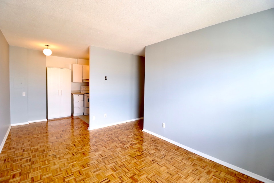 ONE MONTH FREE!  2 Bedroom Sandy Hill - Ottawa U/Market/Downtown 2