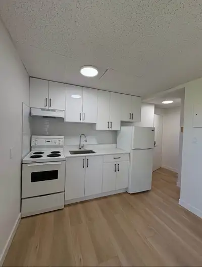 1 bedroom at Heritage - 9903 107th - Heritage - 9903 107th