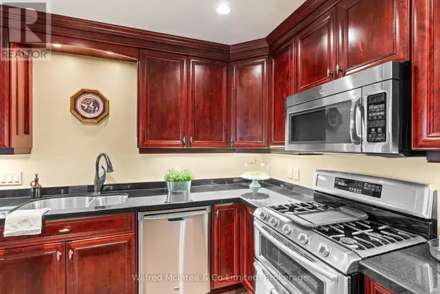 22 NYAH COURT Kincardine, Ontario in Houses for Sale in Owen Sound - Image 16