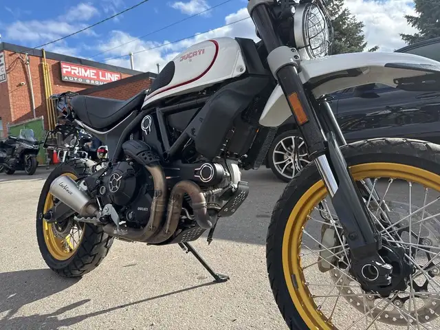 2018 Ducati Scrambler Desert Sled ~ DUCATI SCRAMBLER ~ DESERT SL in Street, Cruisers & Choppers in City of Toronto - Image 29