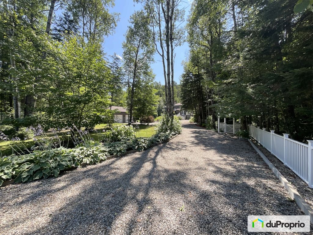 $777,000 - 3 Storey for sale in St-Côme — photo 3