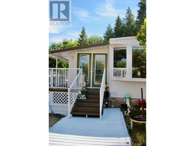 2932 Buckley Road Unit# #9 Sorrento, British Columbia in Houses for Sale in Kamloops - Image 2