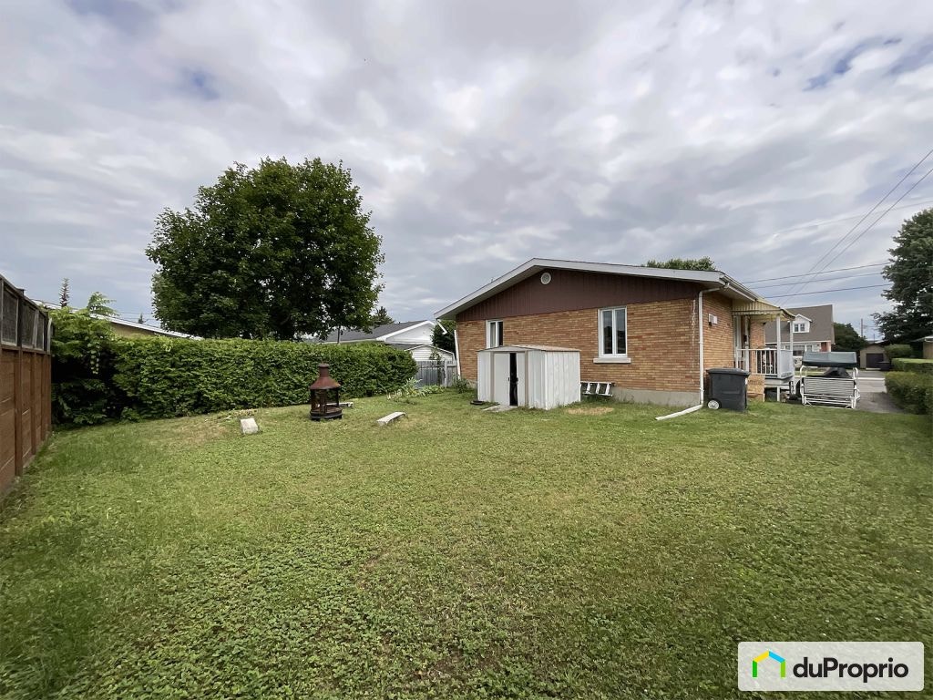 $329,650 - Bungalow for sale in Drummondville (Drummondville) — photo 2