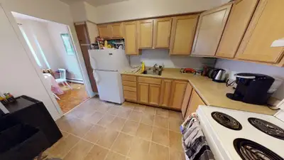 AVAILABLE SEPTEMBER 1, 2026 THREE BEDROOM PET FRIENDLY ONLY $1,075.00 PER PERSON VIRTUAL TOUR: https...