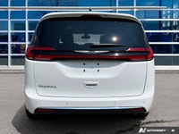 Nicely Equipped, One Owner, Stunning Bright White 2025 Chrysler Pacifica Select 9-Speed Automatic, 3... (image 4)