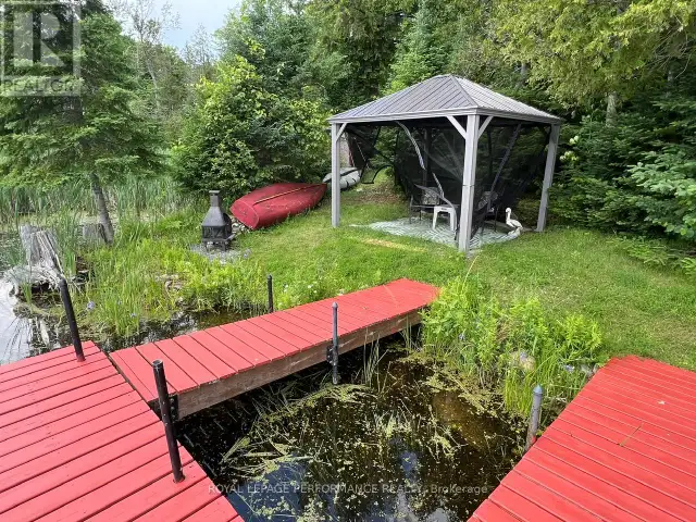 253 LACOURSE LANE Lanark Highlands, Ontario in Houses for Sale in Ottawa - Image 33