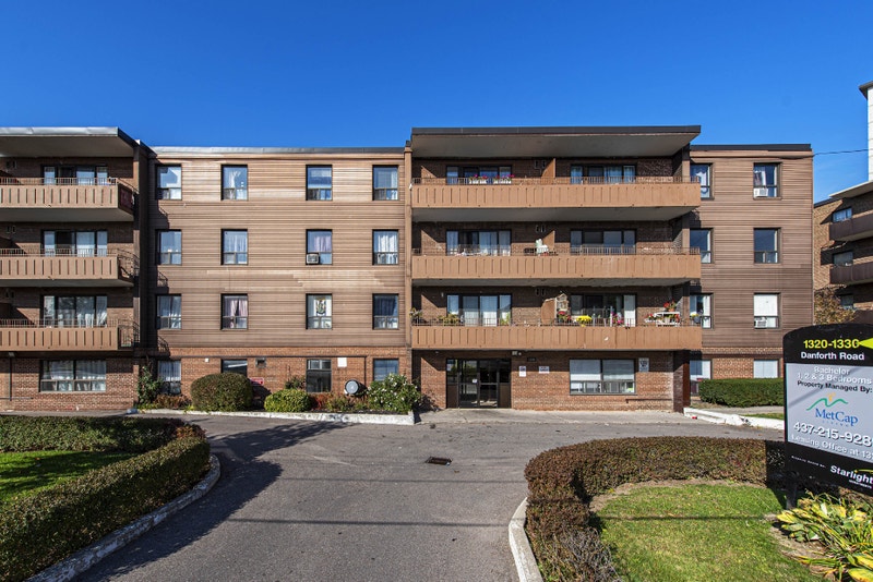 Scarborough 3 Bedrooms Apartment for Rent 13201330 Danforth R Long