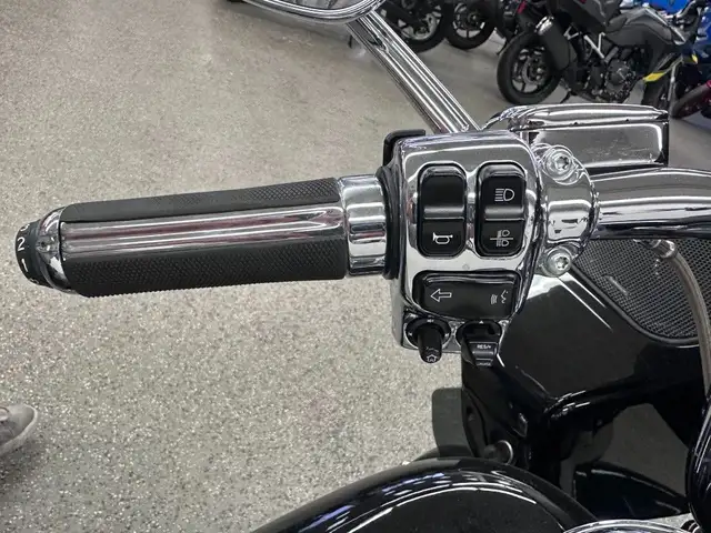 2015 Harley Davidson CVO Road Glide Ultra Touring - V6872 - -No  in Sport Touring in Markham / York Region - Image 16