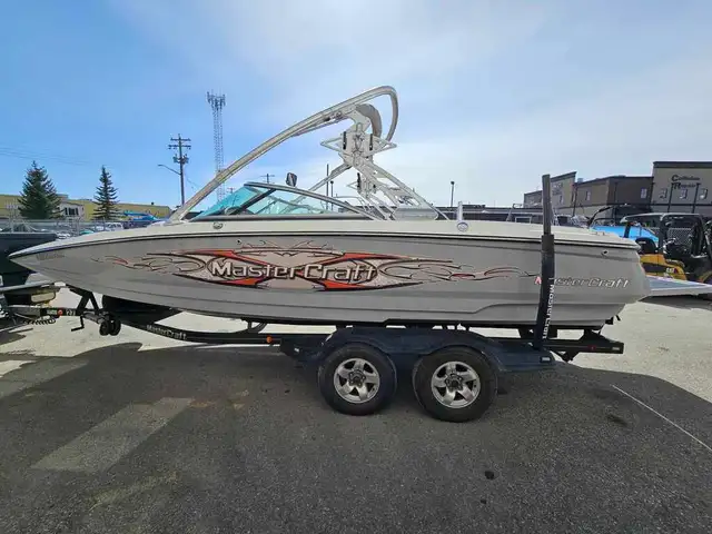 2006 Mastercraft XSTAR FINANCING AVAILABLE in Powerboats & Motorboats in Kelowna - Image 5