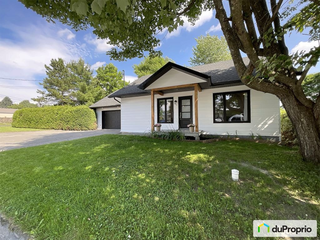 $334,000 - 1 1/2 Storey for sale in St-Victor — photo 2