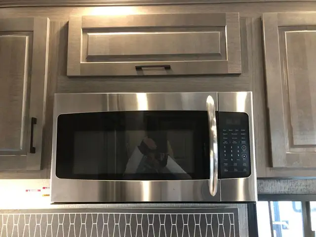 2020 Crossroads Cameo CE3801RK in Travel Trailers & Campers in St. Albert - Image 14