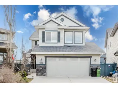 Amazing 2 storey family home located in a quiet cul-de-sac on a PIE LOT & a south facing backyard in...