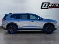 The GMC Acadia provides comfort, style and safety combined with flexible space and cargo capacity. K... (image 5)