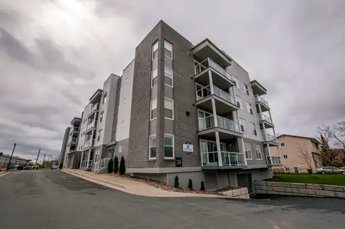 This beautiful 2-bedroom apartment in Lower Sackville offers a modern and inviting living space, com...