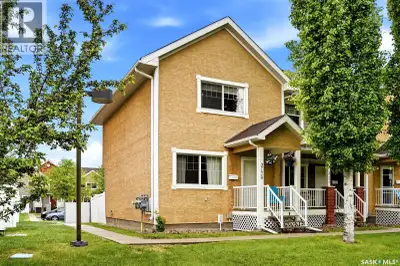 This well-maintained and recently updated 3+1 bedroom townhouse-style condo offers exceptional value...