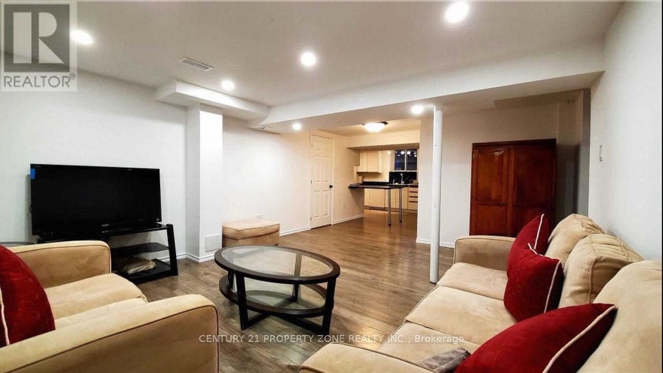 BSMT - 19 HALL CRESCENT Brampton (Northwood Park), Ontario 5