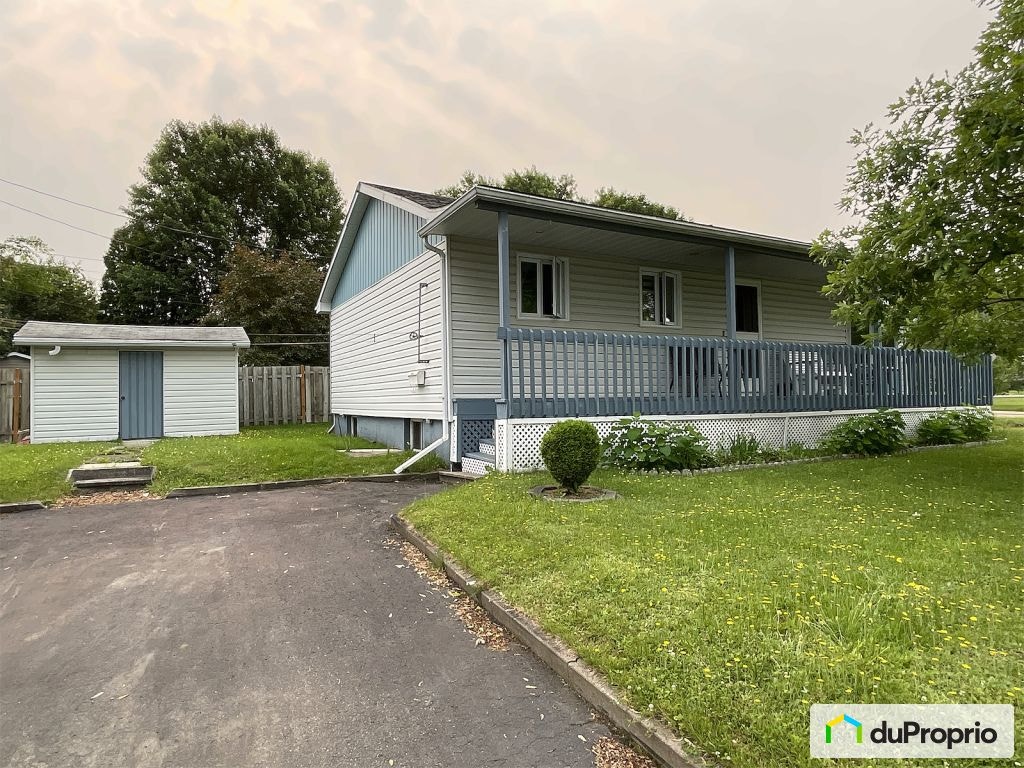 $314,900 - Bungalow for sale in Jonquière (Arvida) — photo 1