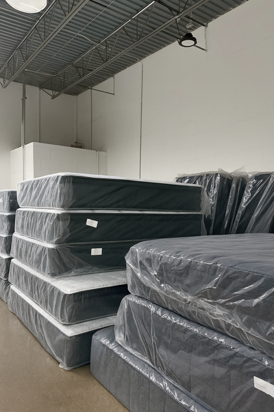Liquidation Urgente ! Matelas Queen, Double, Simple & King, View more