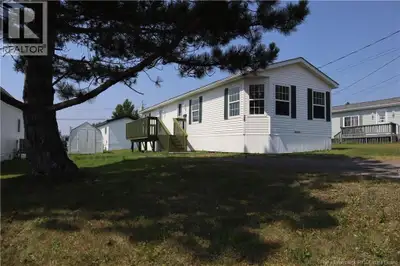 This lovely mini home is move in ready for the owners!! A great starter home that has been recently...