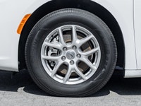 Check out this 2024 Chrysler Pacifica Touring-L before it's too late! *Get Your Money's Worth for th... (image 3)