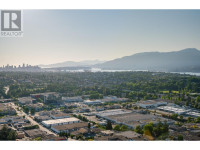 4208 1888 GILMORE AVENUE Burnaby, British Columbia