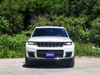 Memory Seats - Heated Seats - Heated Steering Wheel - 4x4 Drivetrain for all-weather capability - Na... (image 4)