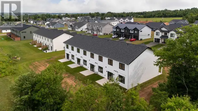 43 Kelly Heights Stratford, Prince Edward Island in Condos for Sale in Charlottetown - Image 35