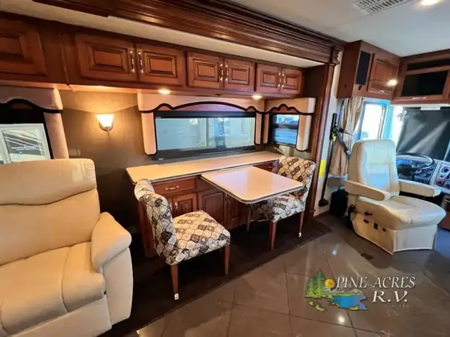 2013 Fleetwood RV Discovery 40X Diesel 057,684 Miles in RVs & Motorhomes in Moncton - Image 55