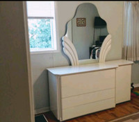 BEST OFFER - ITALIAN DESIGNER BEDROOM SUITE