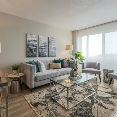 OPEN HOUSE TODAY! COME SEE OUR STUNNING UNITS Your city escape awaits with water views and Parkside...