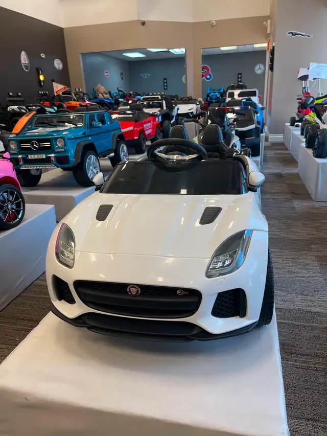 Big Savings!! Jaguar F-Type 12V Ride-On Car! - Brand New Boxes in Toys & Games in City of Toronto - Image 2