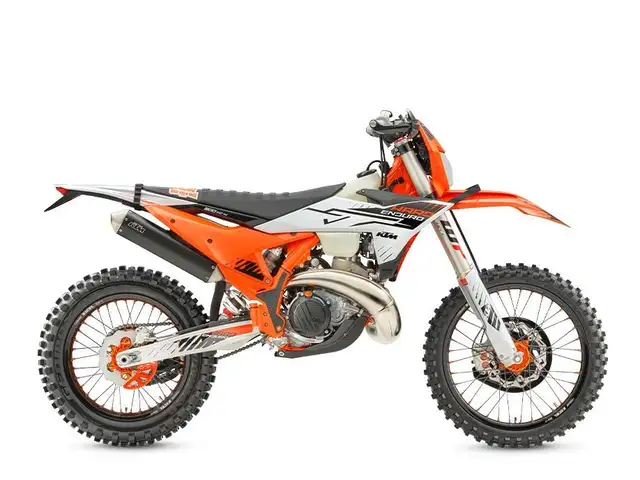 2026 KTM 300 XC-W HARDENDURO in Dirt Bikes & Motocross in Ottawa - Image 3