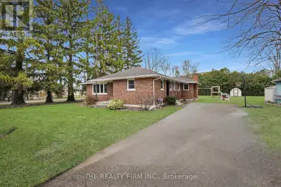 Charming One-Floor Bungalow with Development Potential! This beautifully maintained home offers the...