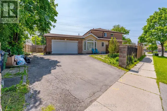 26 MARLEBON ROAD Toronto (West Humber-Clairville), Ontario62864755867777124