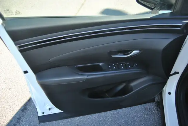 2022 Hyundai Santa Cruz Preferred AWD , Carplay , Heated Seats in Cars & Trucks in Gatineau - Image 12