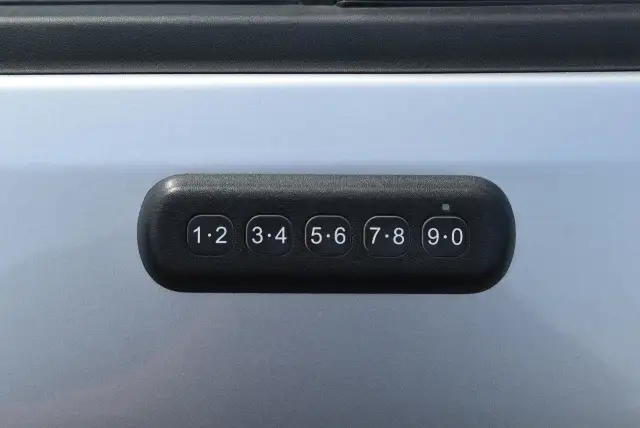 2023 Ford F-150 XLT - 6.5' BOX - 5.0L in Cars & Trucks in Winnipeg - Image 15