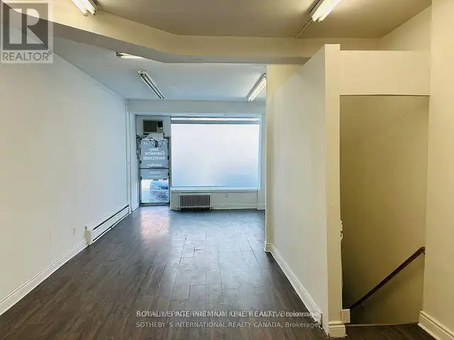 791 LAWRENCE AVENUE W Toronto (Yorkdale-Glen Park), Ontario in Commercial & Office Space for Rent in City of Toronto - Image 4