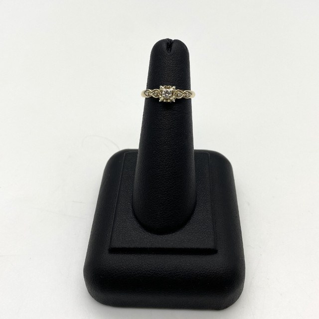 14 Karat Yellow Gold Lady's 2.9gms w Cubics Ring $265 in Other in Mississauga / Peel Region - Image 4
