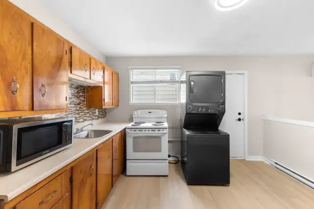 Dartmouth Executive 2 Bedroom Apartment in Long Term Rentals in Dartmouth - Image 10